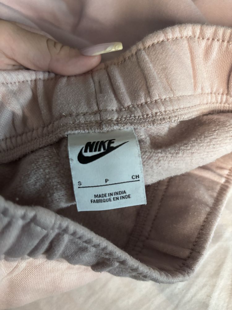 Nike спортен анцуг