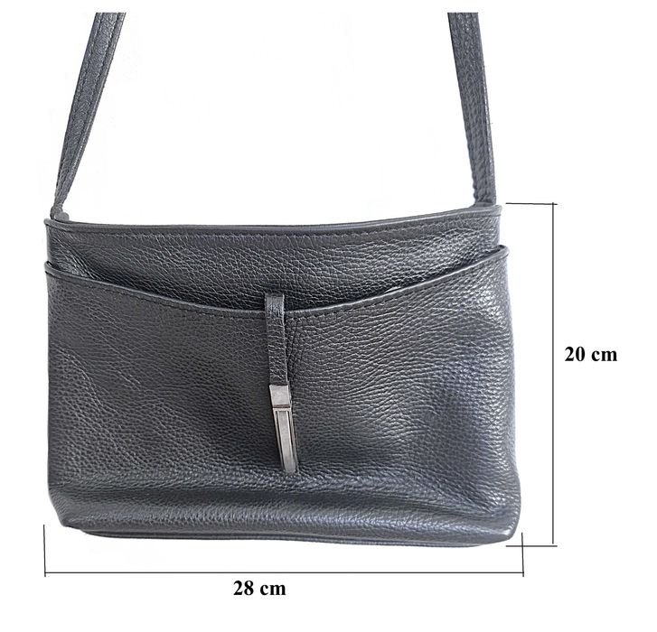 Vând geantă de damă din piele neagră