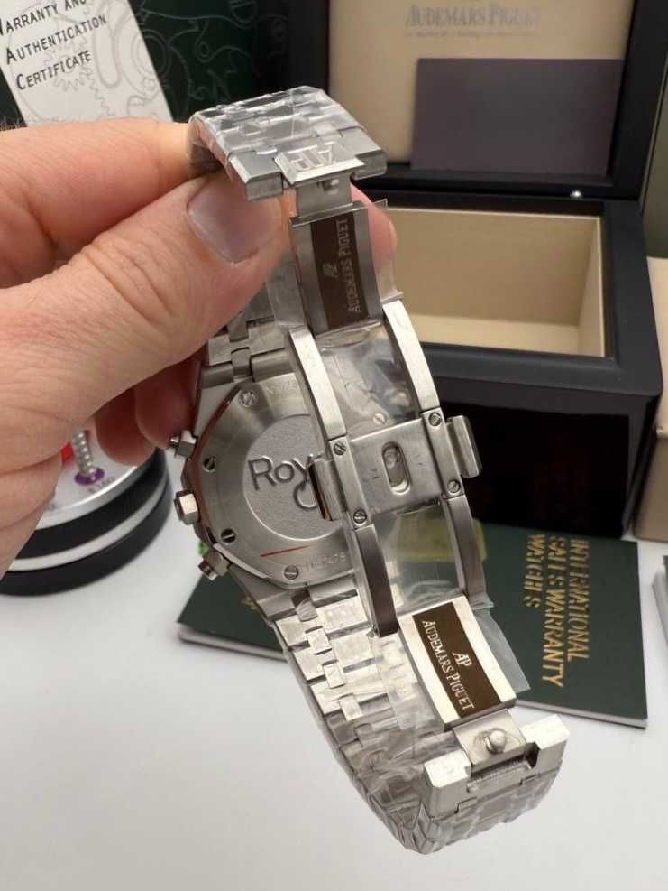 audemars piguet royal oak chrono silver
