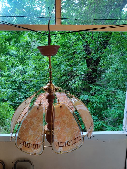 Продам люстру 5 рожков