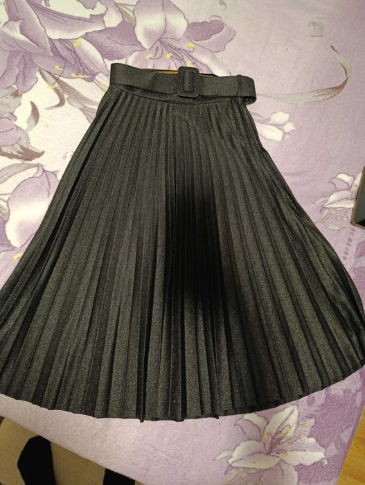 Fusta midi plisata