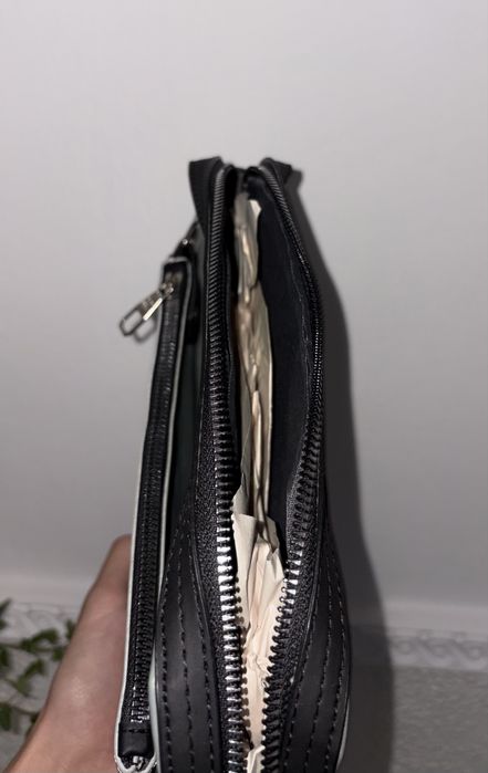 Borseta Louis Vuitton nouă!