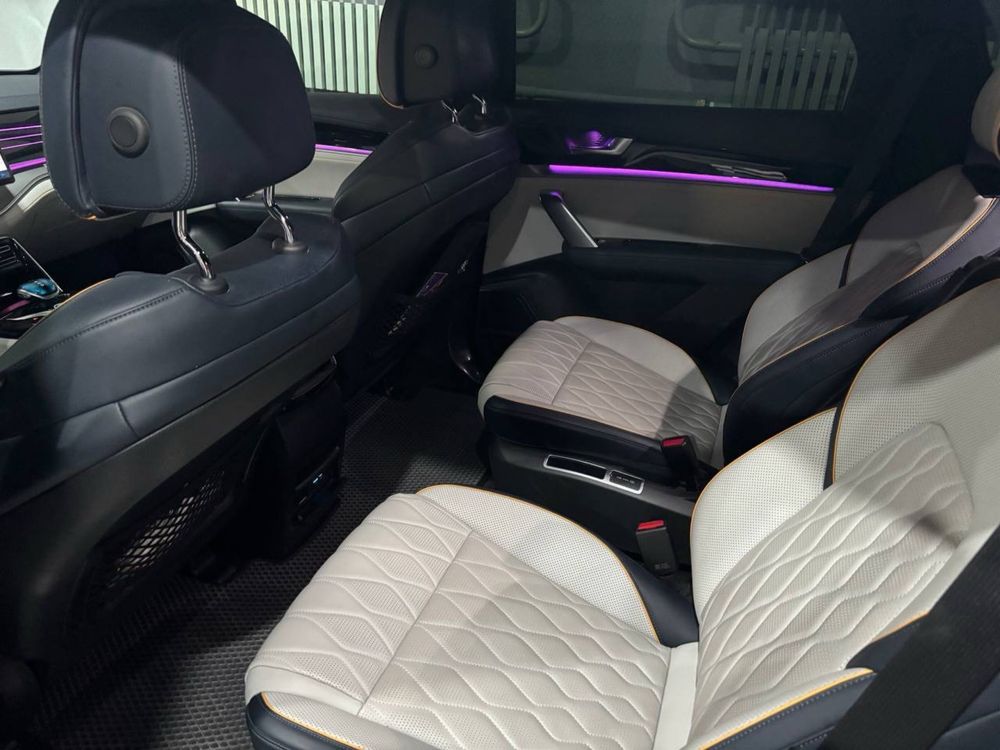 Byd tang flagship
