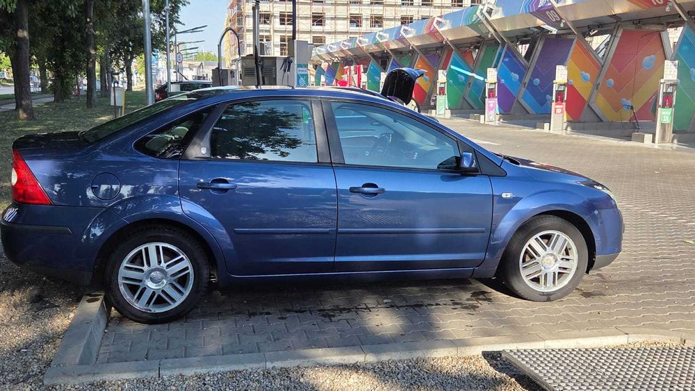 Ford Focus MK2 Ghia 1.6 TiVCT Benzina 2005, 140.000km