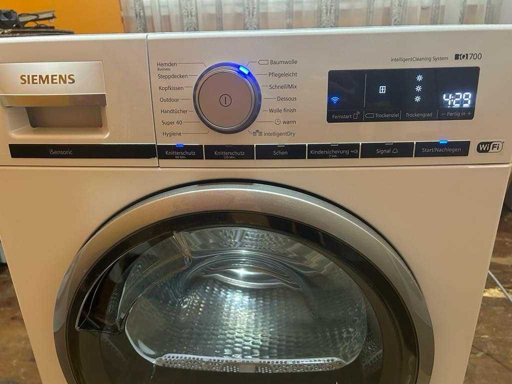 Инверторна сушилня Siemens IQ700 WT47XM40/01