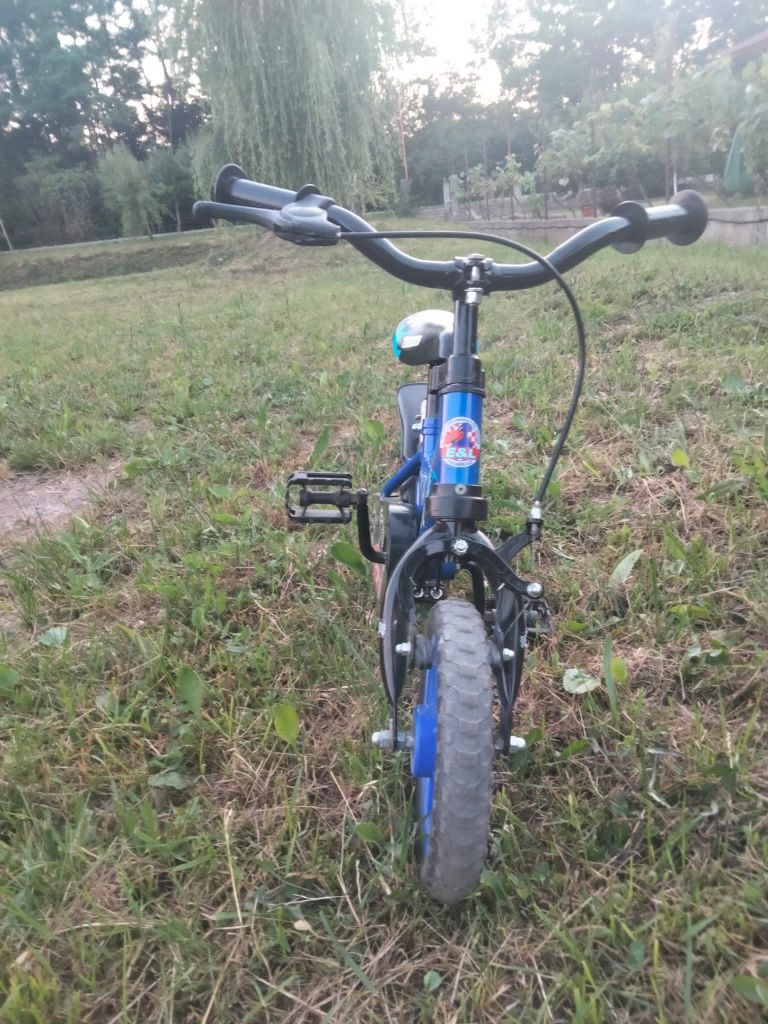 Vand bicicleta pentru copii