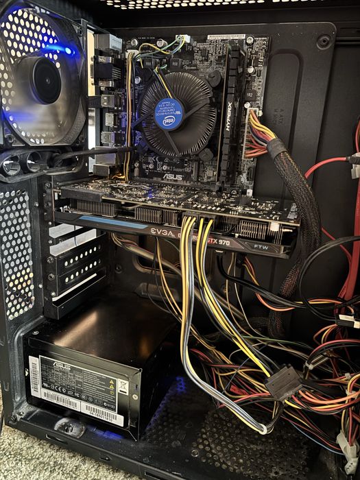 Calculator/pc Gaming• i5-6th gen• Nvidia GTX 970 de 4gb