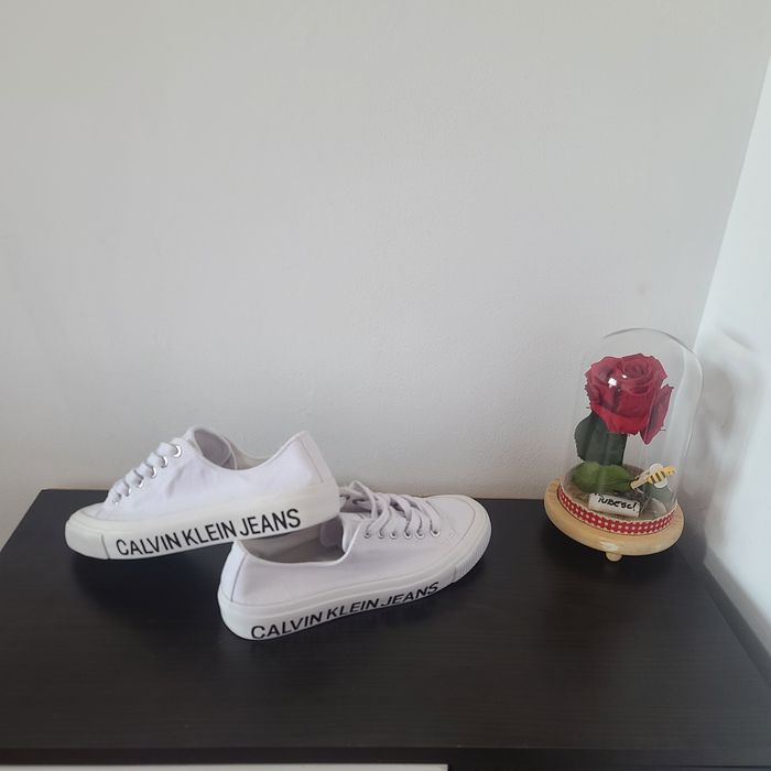 Tenesi damă Calvin Klein