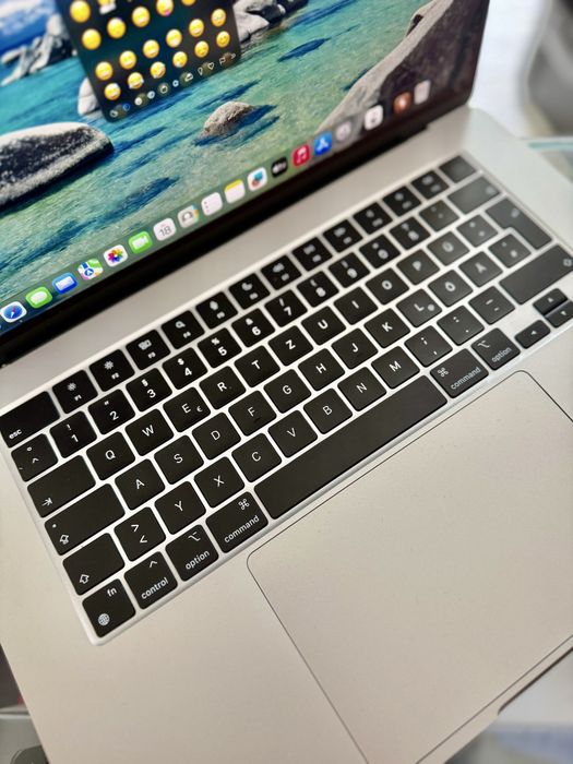 **ATS GSM**Macbook AIR M2 15-inch 512Gb/8gb ram  / Garantie