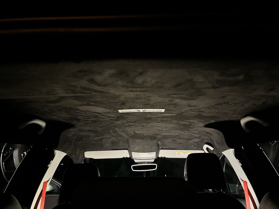 Retapitare plafon auto/ plafon instelat si lumini ambientale