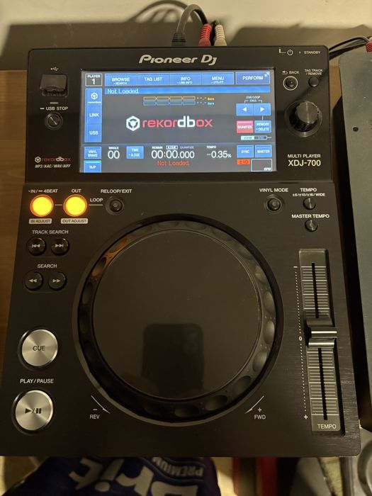 Pioneer DJ XDJ 700 (pereche) + Decksaver