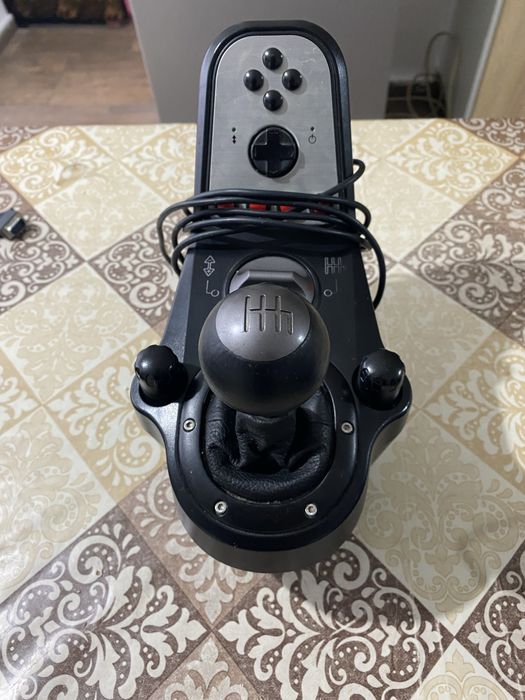 Volan Logitech G25 + Pedale + Schimbator | 900° | Stare foarte buna