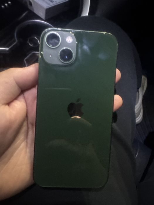 iPhone 13.                   .