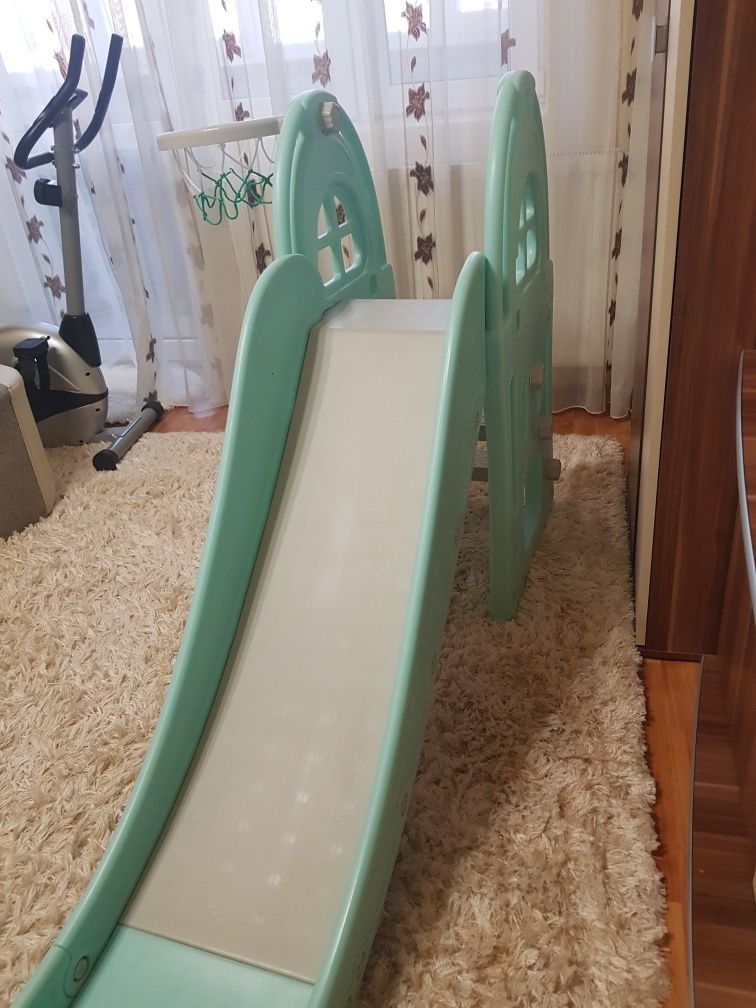 Tobogan copii cu cos de baschet