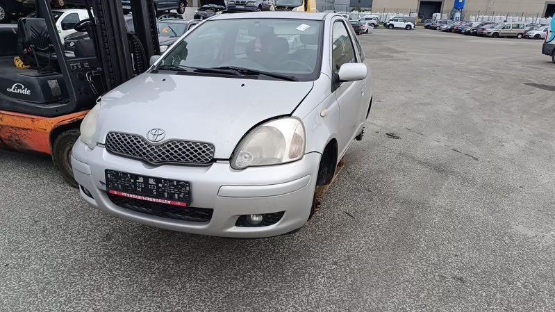 Toyota Yaris 1.0/1.3/1.4  2003г. на  части