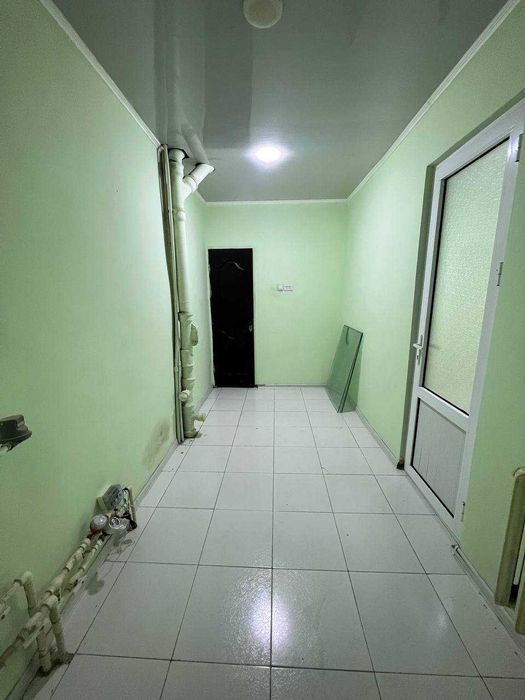 Продается Нежилой помещения  Ор-тр- ул.ЧупонОта БЦ «Neus» 75м2