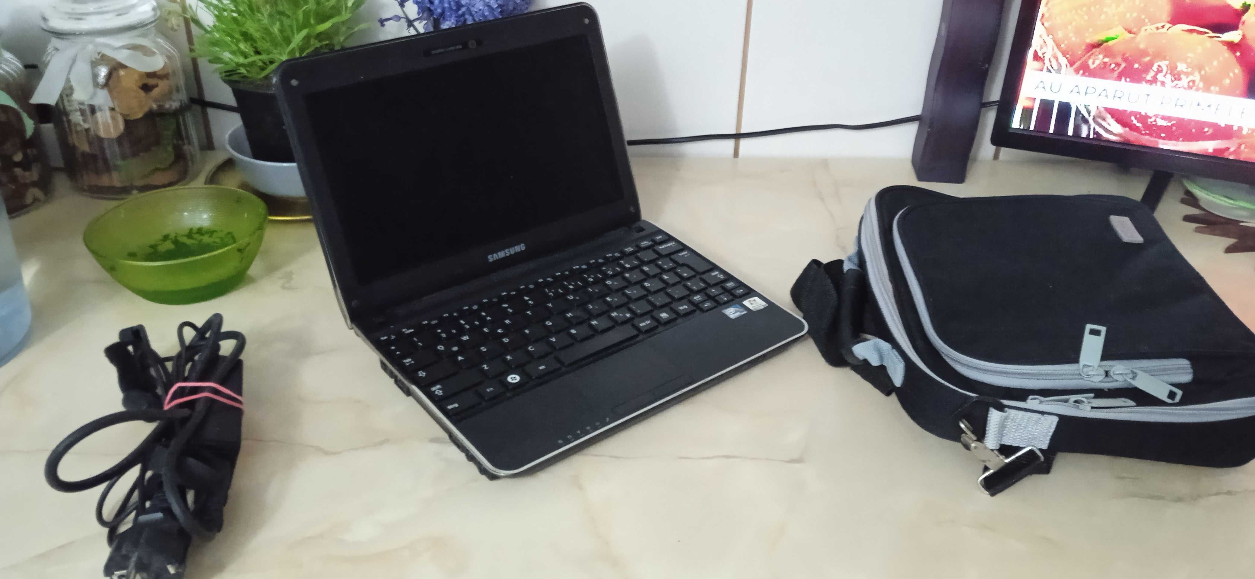 Netbok Samsung mic Display 10 hard 240 baterie 3ore Geanta laptop N210