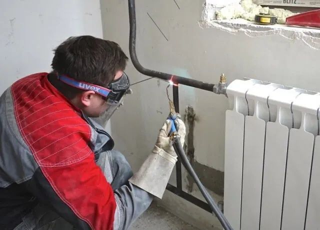 Сварщик   Делаю Сварочную работу