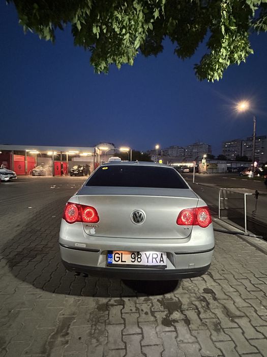 Vând Volkswagen Passat B6 !