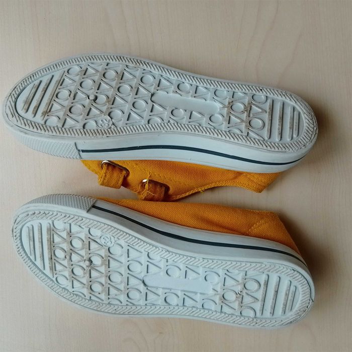 Детски кецов с номера 32 и 34