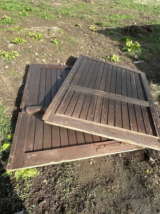 Дървен портал 310/210 см.