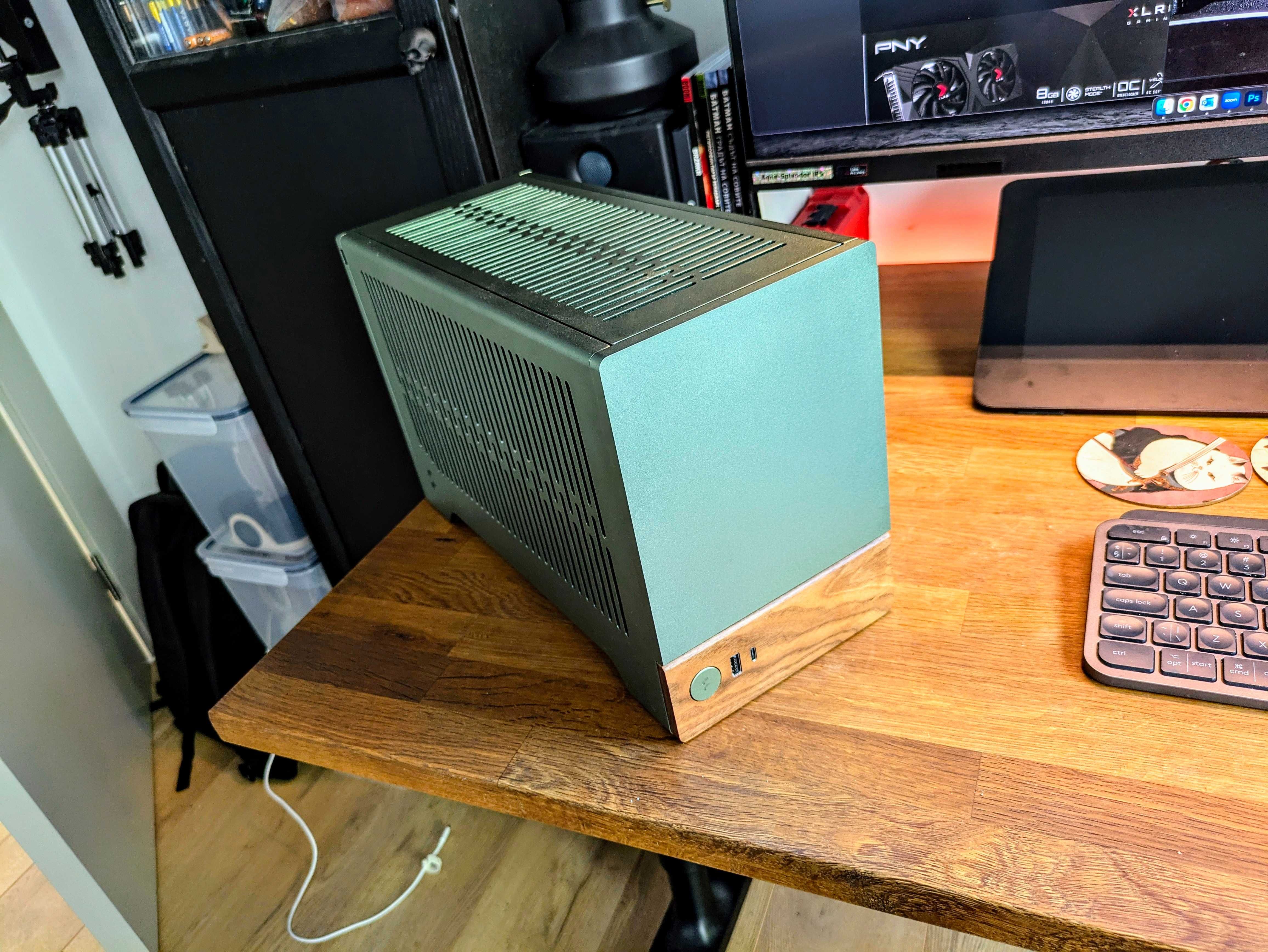 ITX кутия Fractal Terra Jade + премиум охлаждане Noctua (по избор)