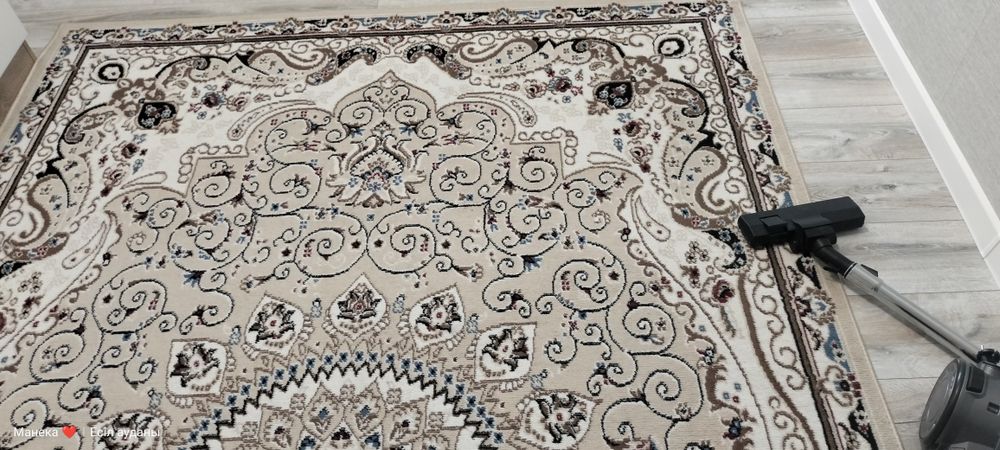 Продам ковер срочно