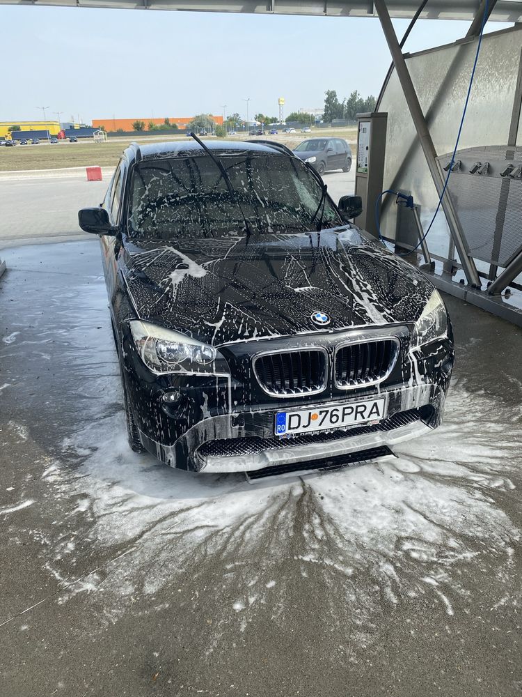Vând BWM x1 an 2010 nnn
