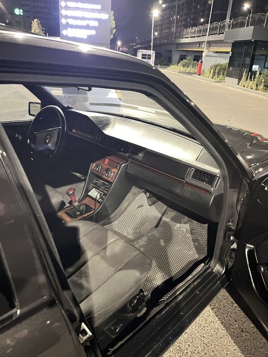 mercedes ebnz w 124