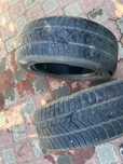 2 Cauciucuri Pirelli in stare buna M+S 235/60R18