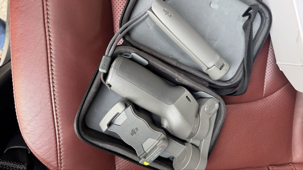 Стабилизатор DJI osmo mobile 3  combo