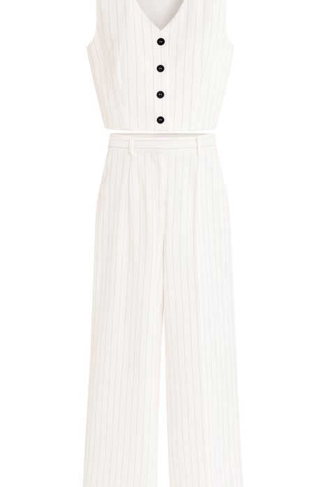 Белый женский костюм-двойка в полоску