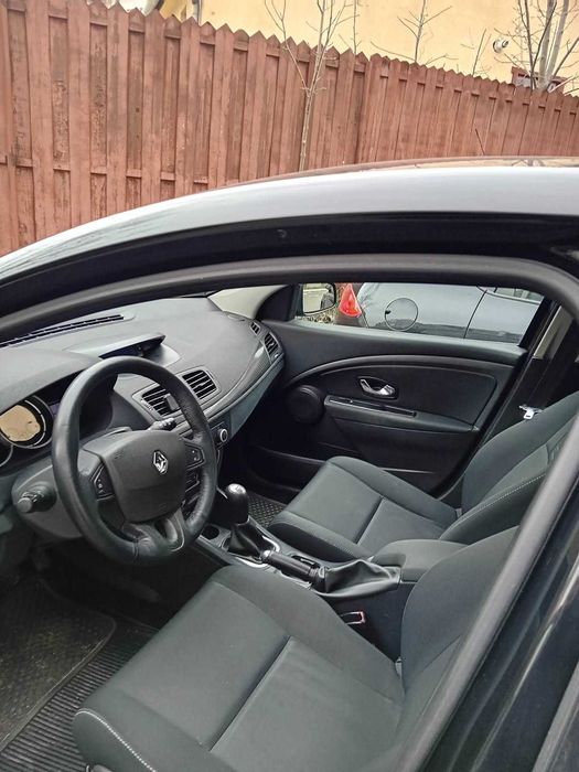 vand renault megan 1500cm diesel 2011 238000km