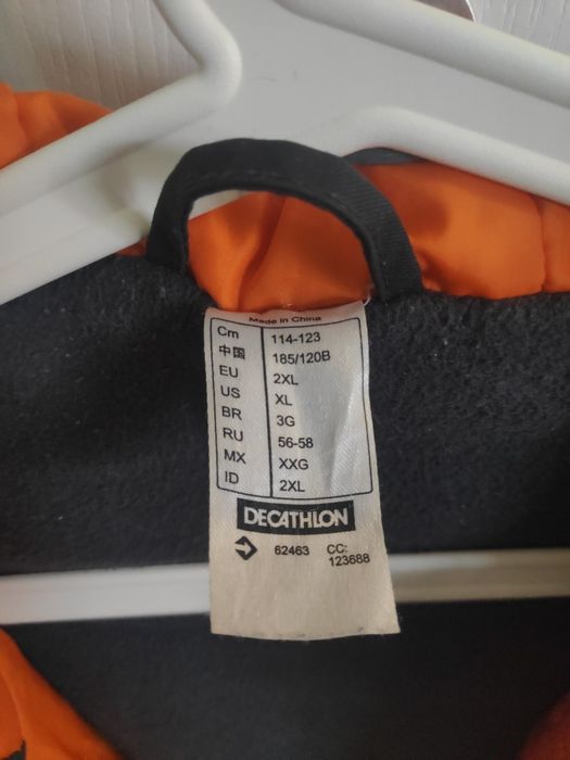 Geaca iarna impermeabila XL drumetie/ oras -10 grade