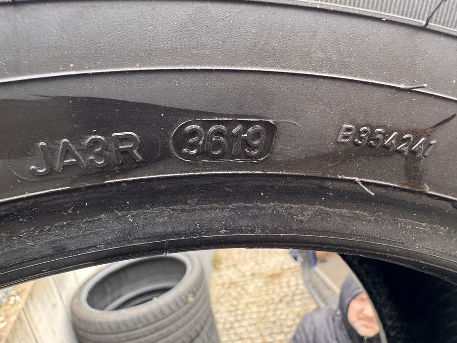 Anvelope 225 60 17 dunlop iarna