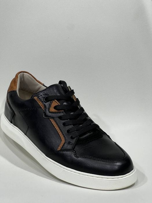 Esdorf erkaklar poyafzali