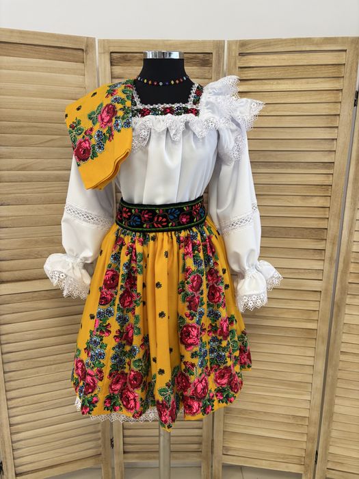 Costum popular de Maramures pentru femei