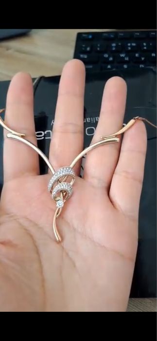 Шикарный колье 585 золото с бриллиантами