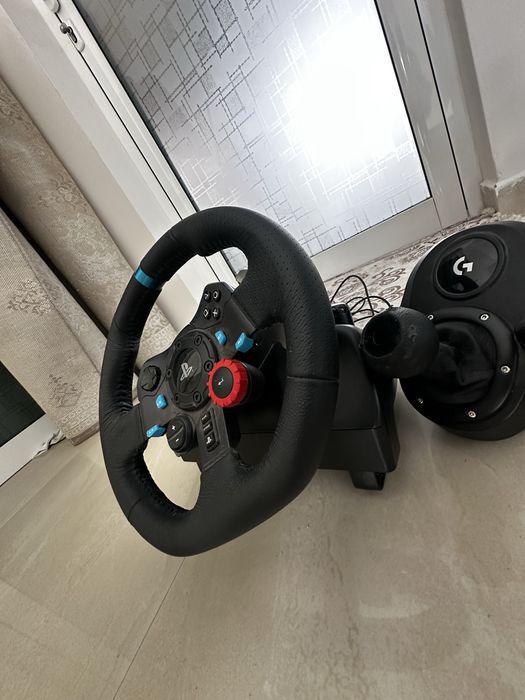 Logitech G29 + скоростен лост logitech shifter