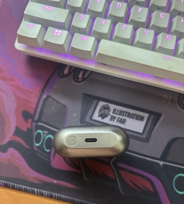 Продавам самсунг galaxy 3 buds