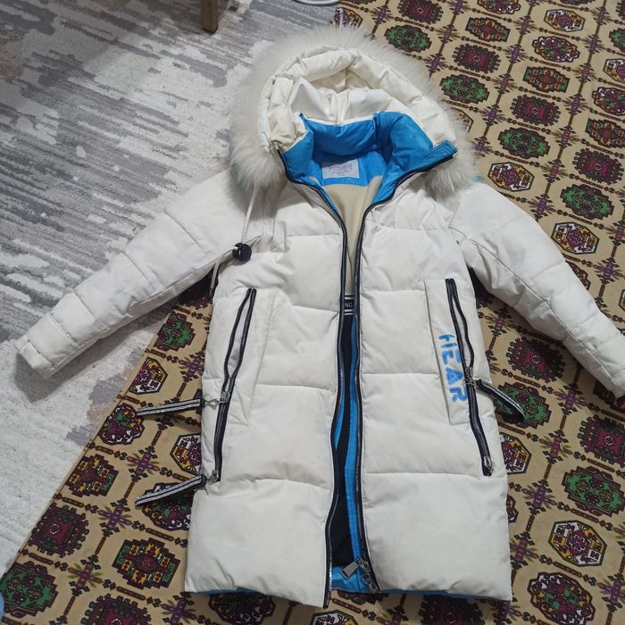 Стеганка белая красивая, в отличном состоянии турецкии  сатылад