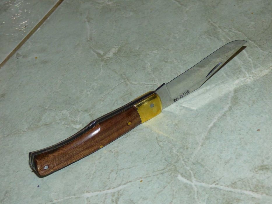 Maskara briceag traditional maghiar lemn nuc negru Belencsák nou