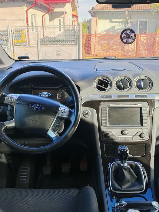 Vând Ford Galaxy stare perfecta