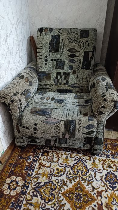 Продам два кресла