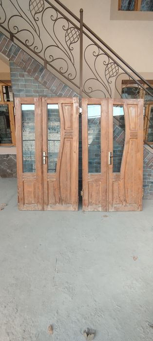 Эшик . 2 та комплект.факат кесакиси йук