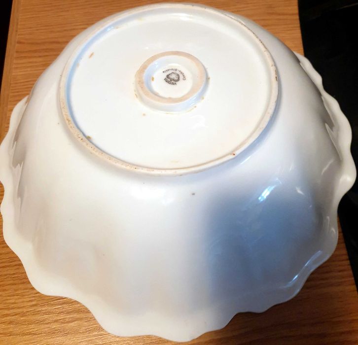 Fructiere din portelan