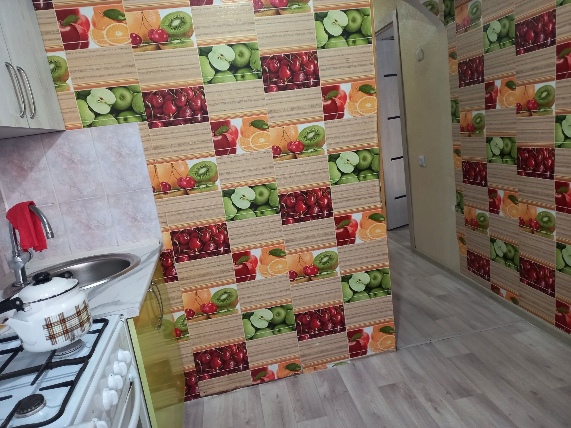 Продам 1- комнатную квартиру в центре города