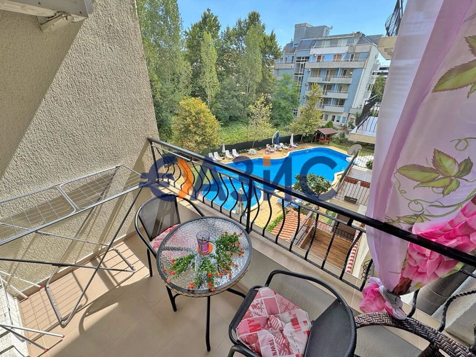 Продава се Двустаен апартамент в к.к. Слънчев бряг - 50 кв.м за 1490 €/кв.м - Снимка #12