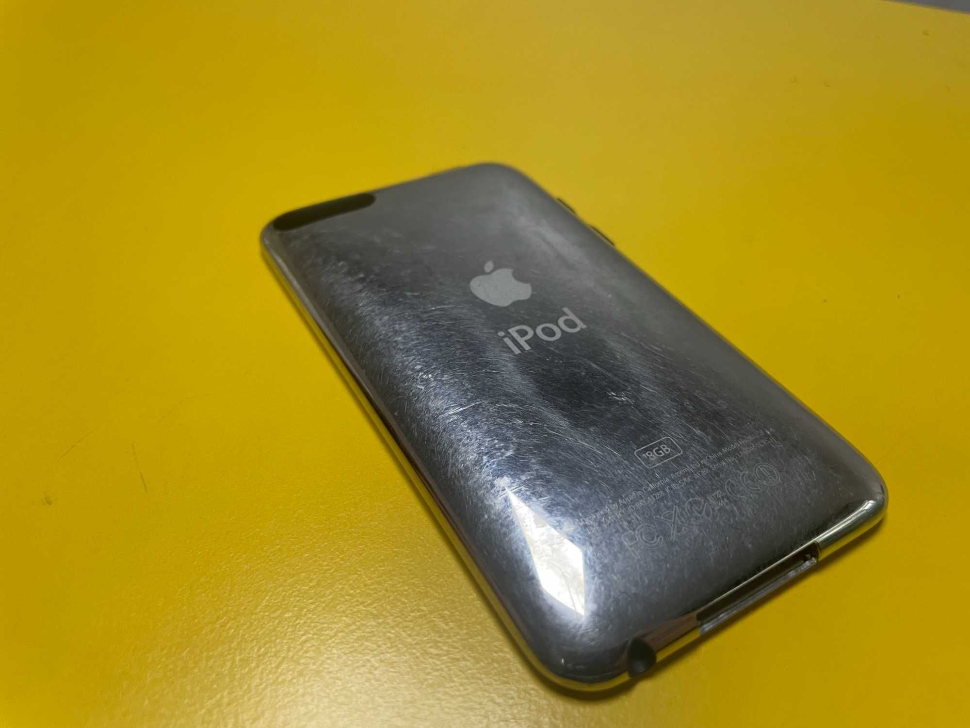Apple iPod A1288 touch (3nd Gen) 8GB