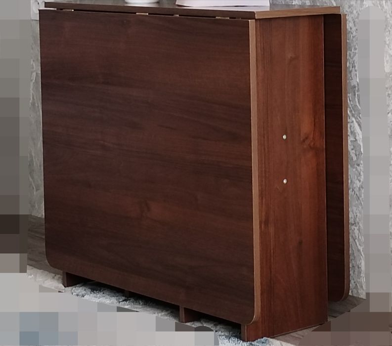 Стол-книжка, в отличном состоянии.
